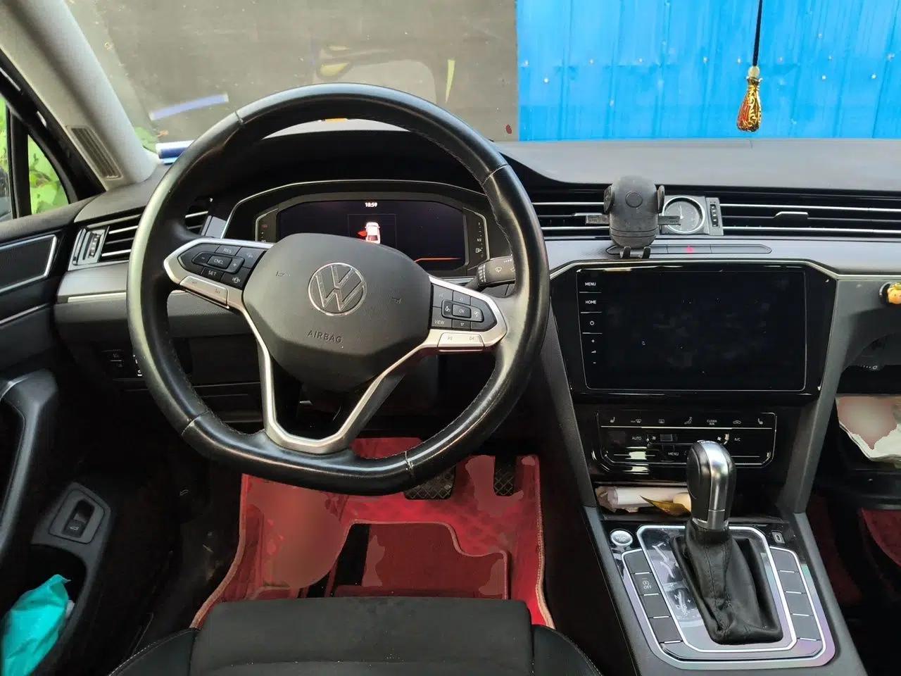 Volkswagen Magotan 2020 330TSI DSG Luxury Edition — миниатюра 10
