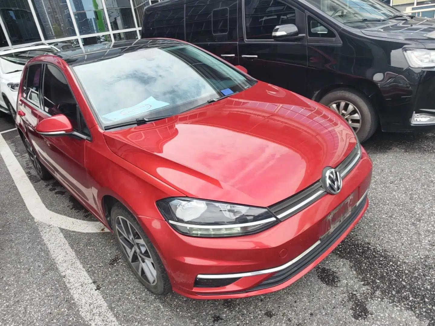 Volkswagen Golf 2018 230TSI Automatic Luxury Version — миниатюра 3