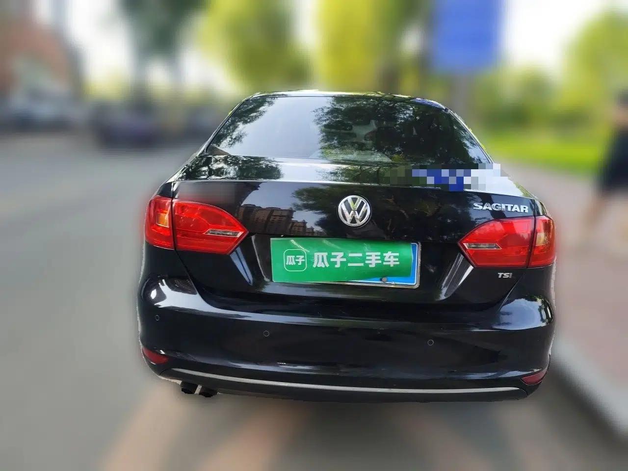 Volkswagen Sagitar 2012 1.4TSI Automatic Flagship Edition — миниатюра 5