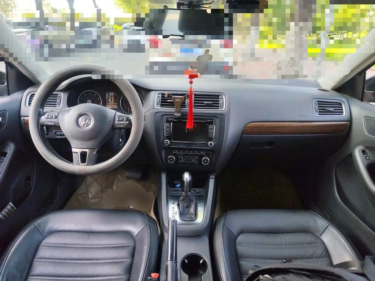 Volkswagen Sagitar 2012 1.4TSI Automatic Flagship Edition — миниатюра 9