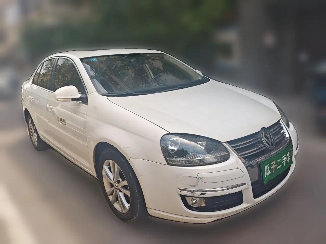 Volkswagen Sagitar 2011 1.4 TSI Automatic Luxury Edition — миниатюра 3