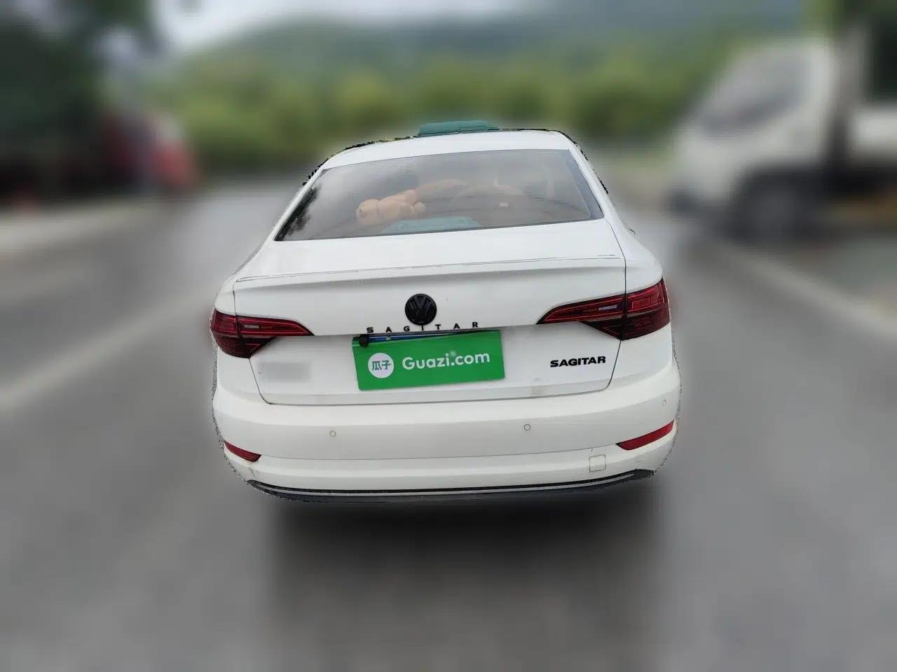 Volkswagen Sagitar 2019 200TSI Manual Comfort Version China VI Standard — миниатюра 3