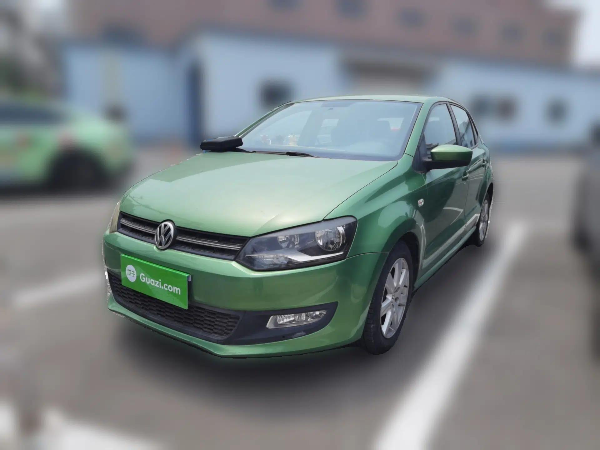 Volkswagen Polo 2013 1.4L Manual Comfort Edition — миниатюра 1