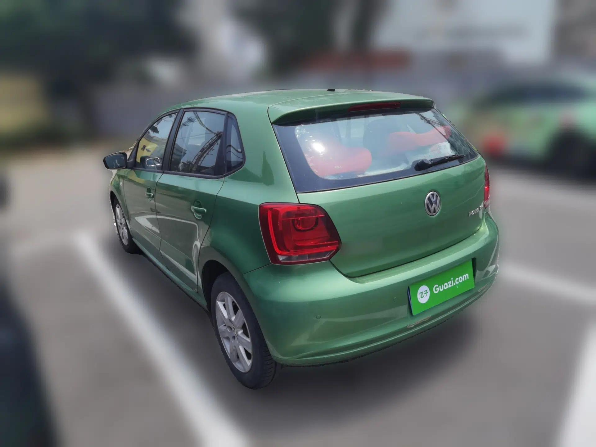 Volkswagen Polo 2013 1.4L Manual Comfort Edition — миниатюра 4