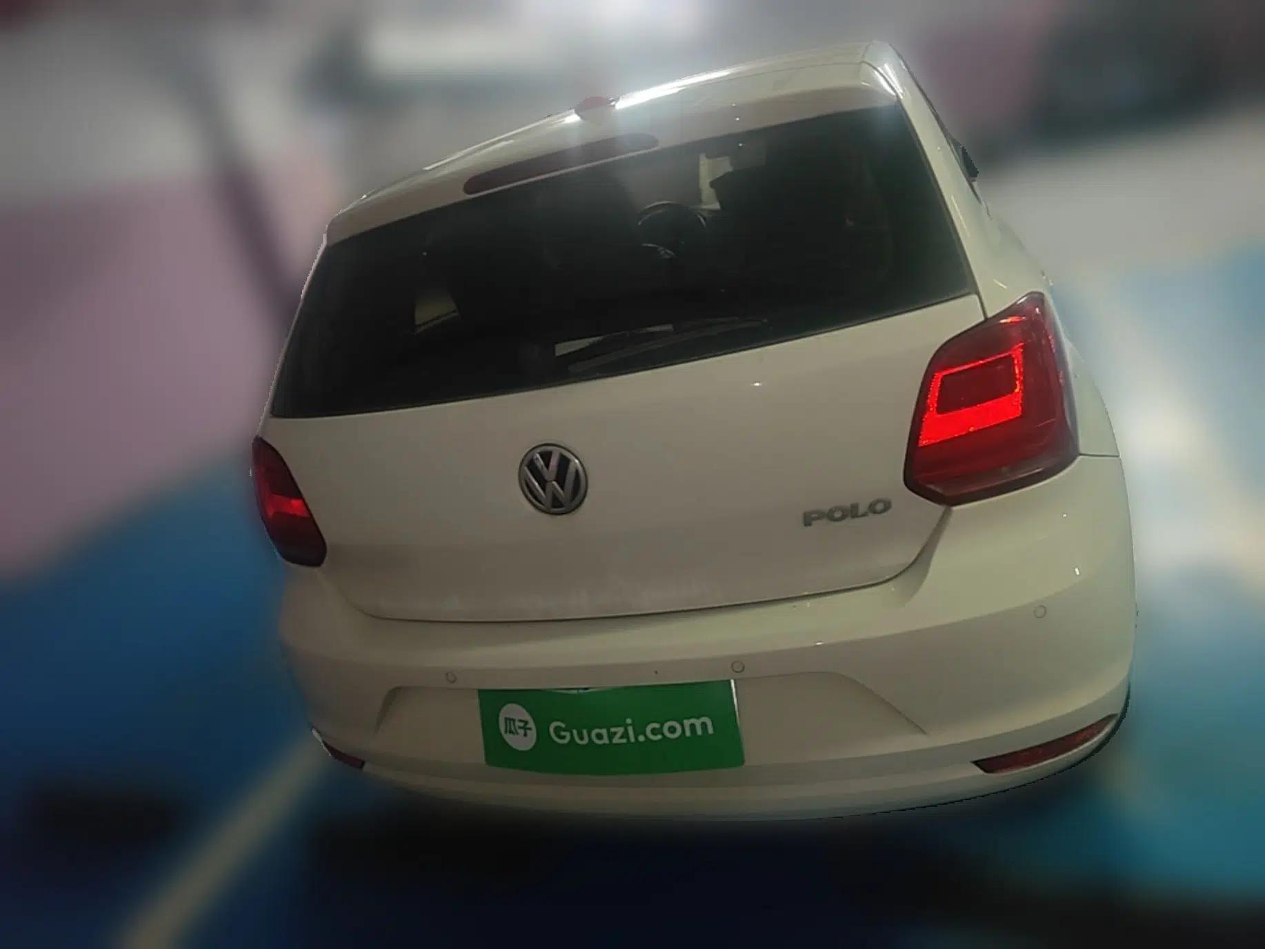 Volkswagen Polo 2016 1.6L Automatic Comfort Model — миниатюра 5