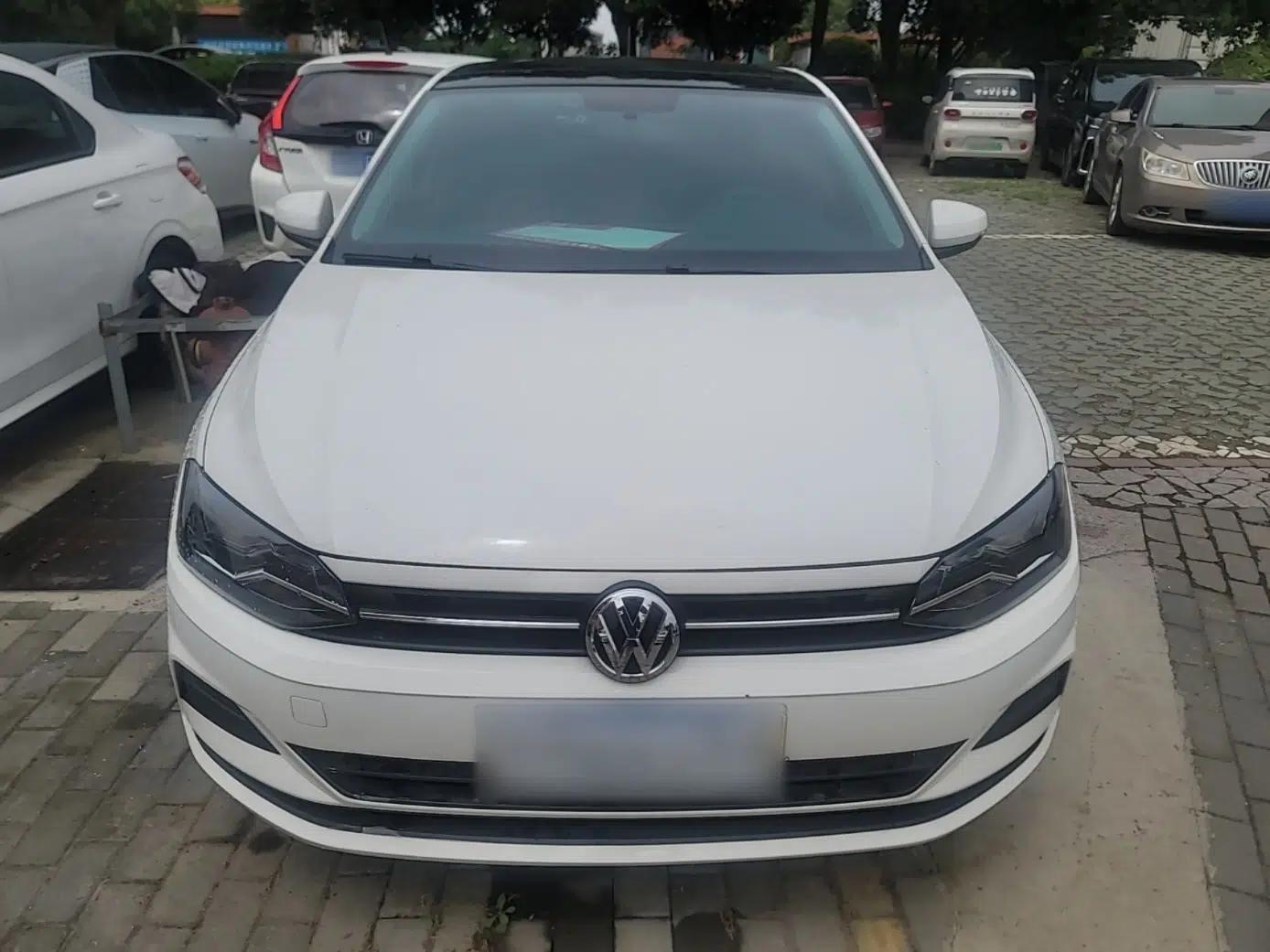Volkswagen Polo 2019 Plus 1.5L Automatic Panoramic Enjoyment Edition — миниатюра 2