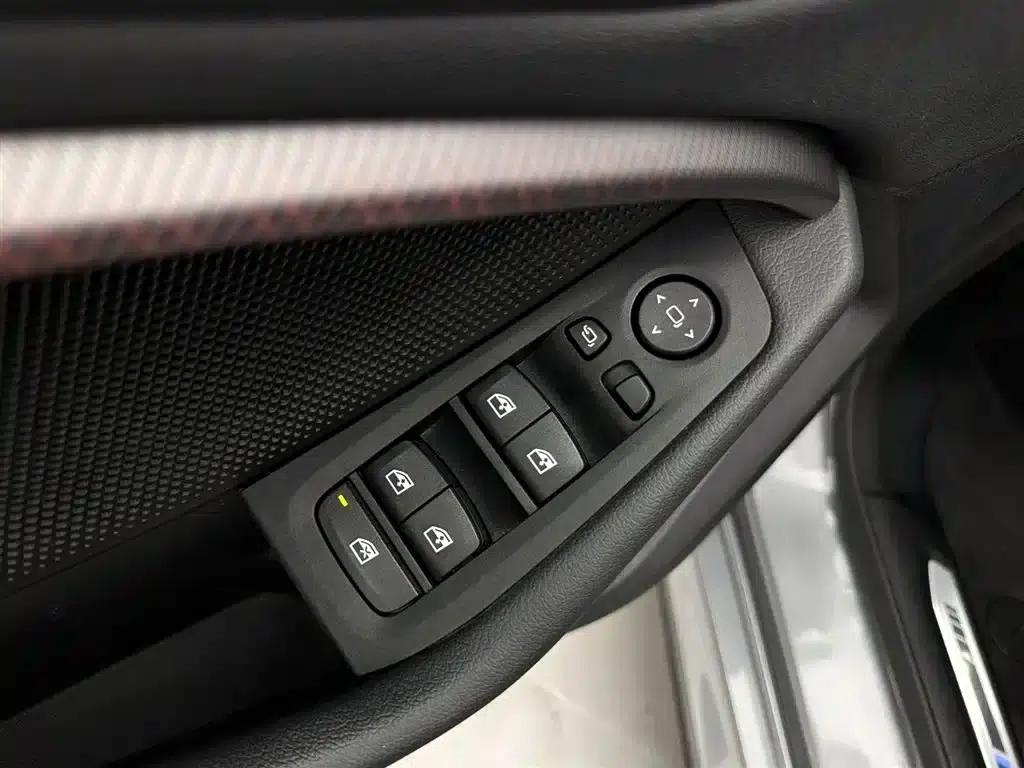 2023 BMW 2 Series Imported Model 225i Four-Door Coupe M Sport Package — миниатюра 23