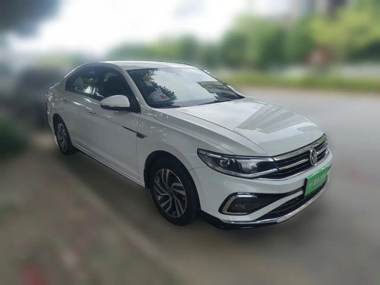 Volkswagen Bora 2023 200TSI DSG Enjoyment Edition — миниатюра 3