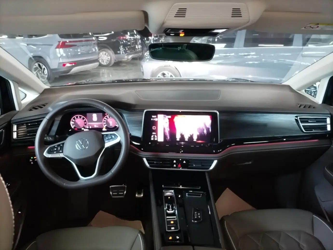 Volkswagen Viloran 2024 380TSI Premium Edition — миниатюра 12