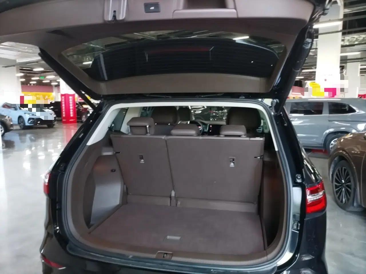 Volkswagen Viloran 2024 380TSI Premium Edition — миниатюра 22