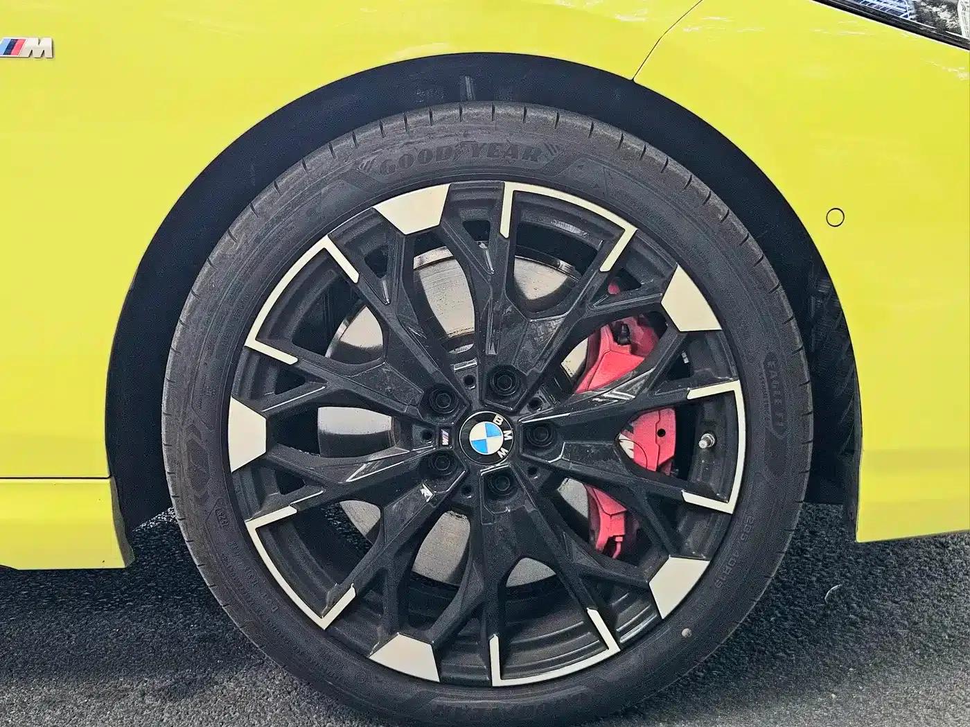 2025 BMW M235L — миниатюра 23