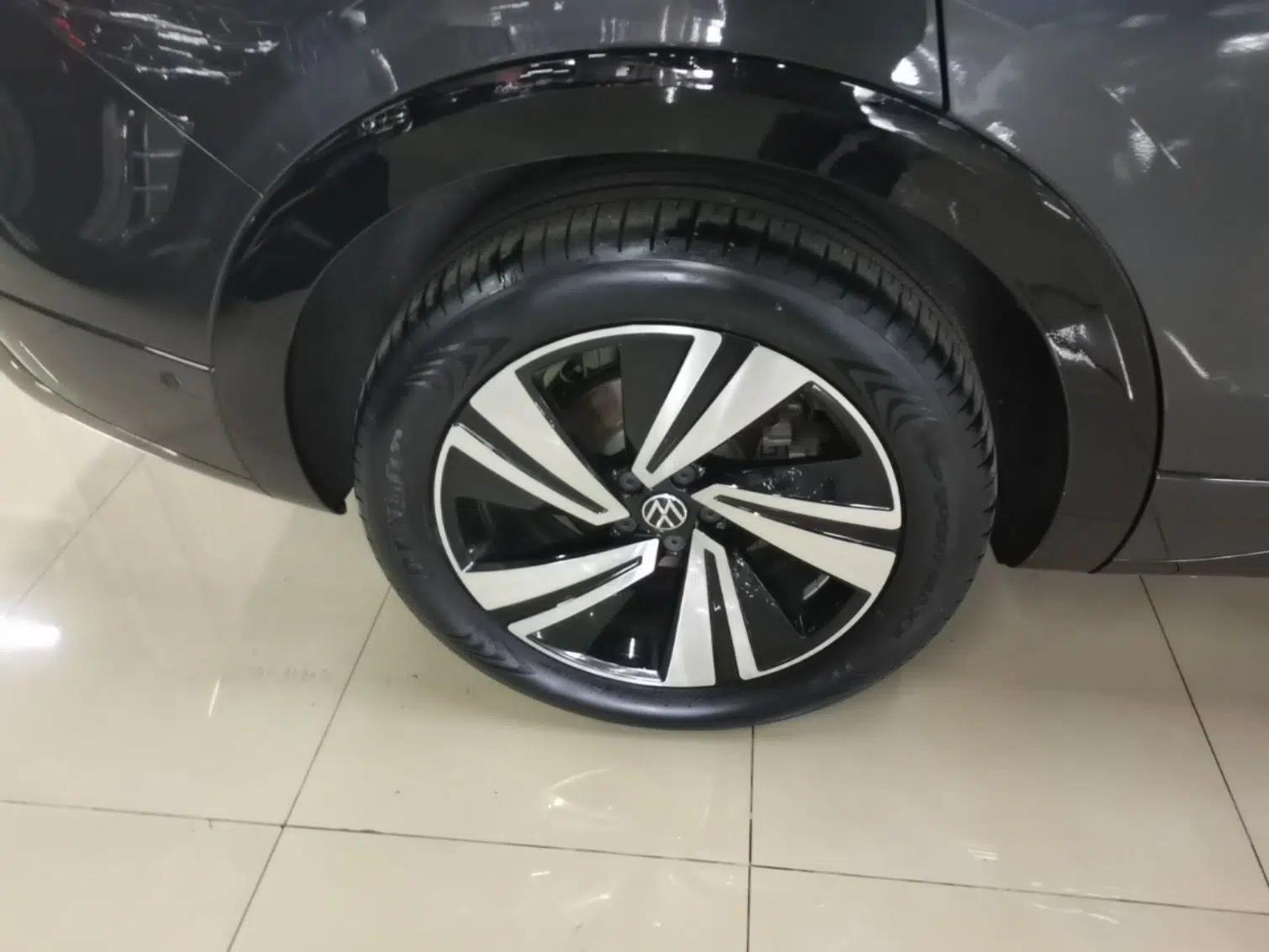 Volkswagen Tavendor 2023 380TSI Four-Wheel Drive R-Line Cruise Edition — миниатюра 11