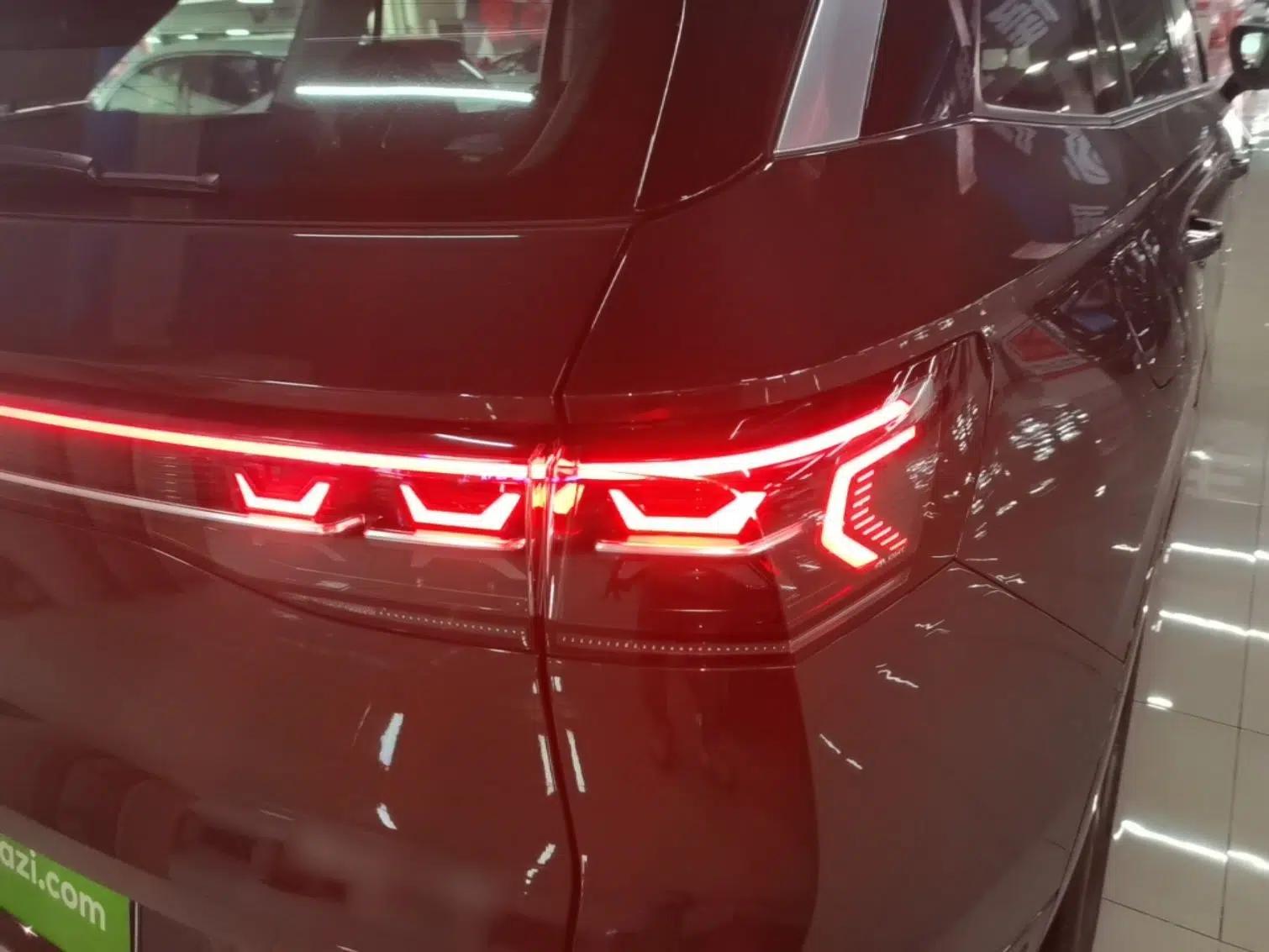 Volkswagen Tavendor 2023 380TSI Four-Wheel Drive R-Line Cruise Edition — миниатюра 9