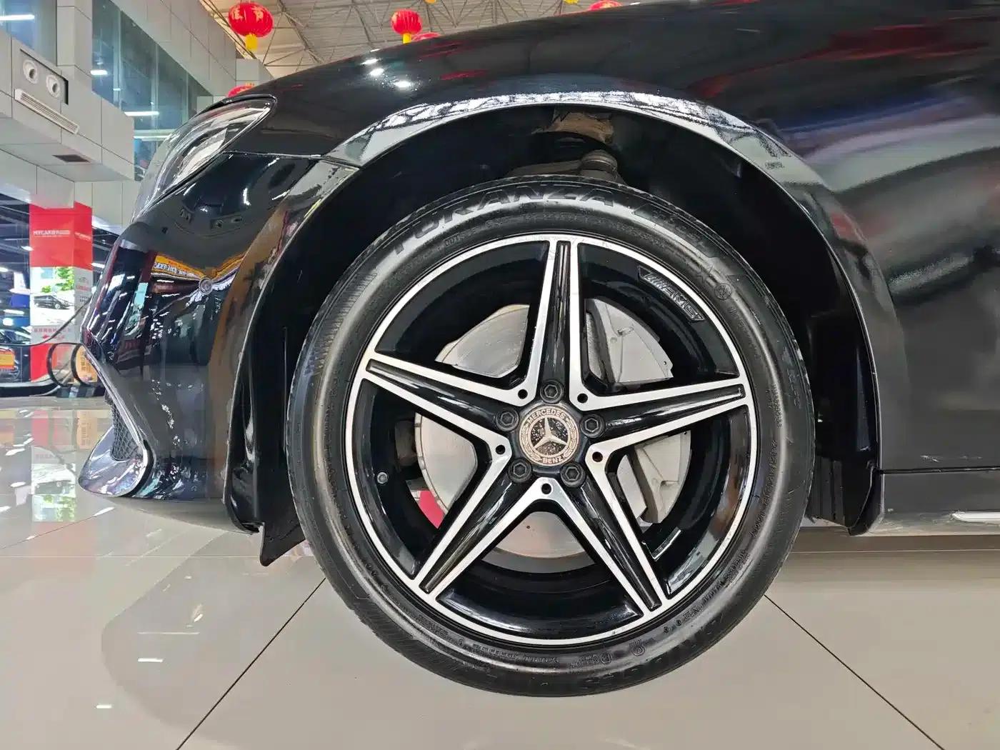 Mercedes-Benz E-Class 2020 Facelift E 300 L Sport Special Edition — миниатюра 4