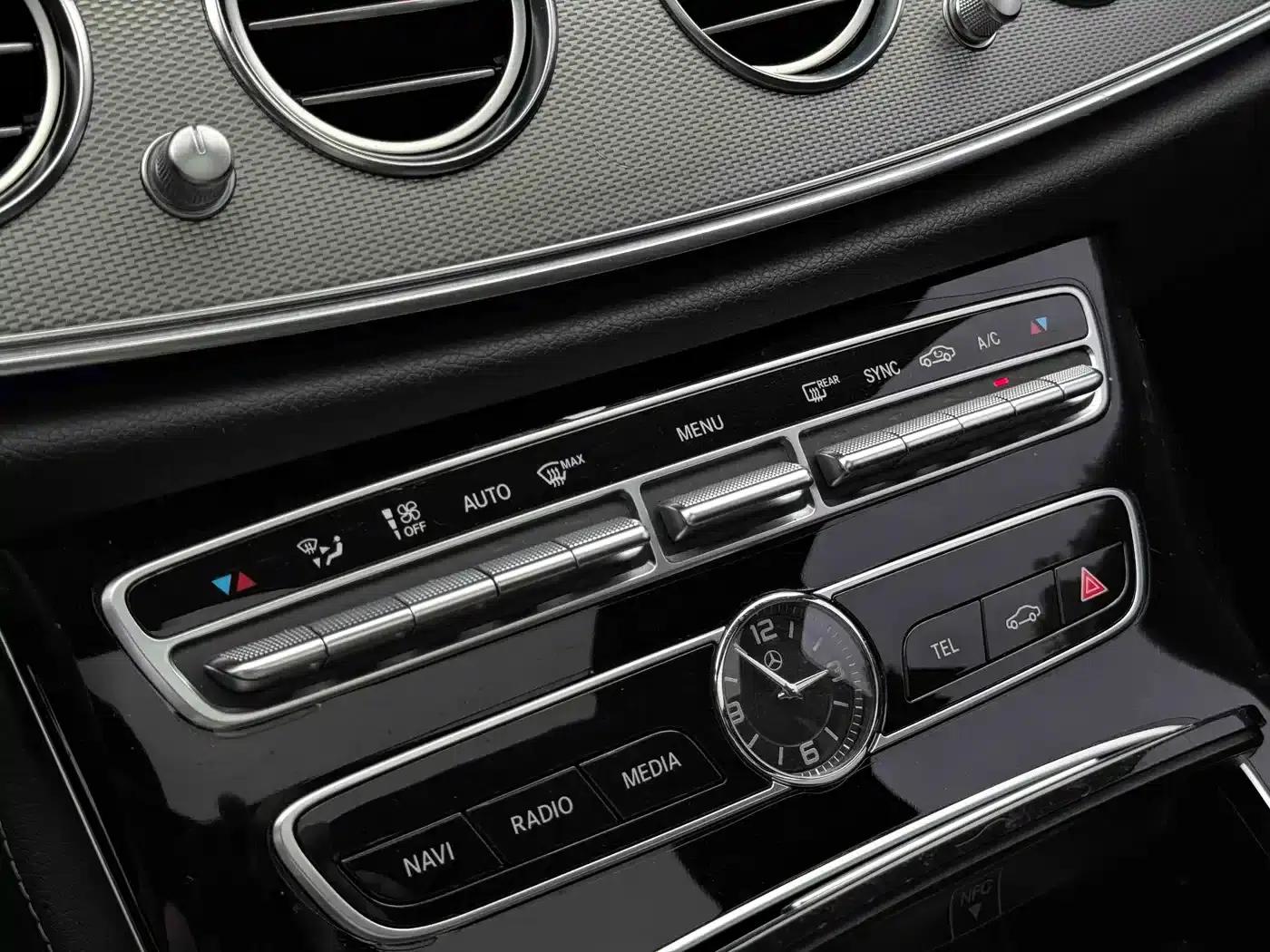 2017 Mercedes-Benz E-Class E 200 Sport 4MATIC — миниатюра 6