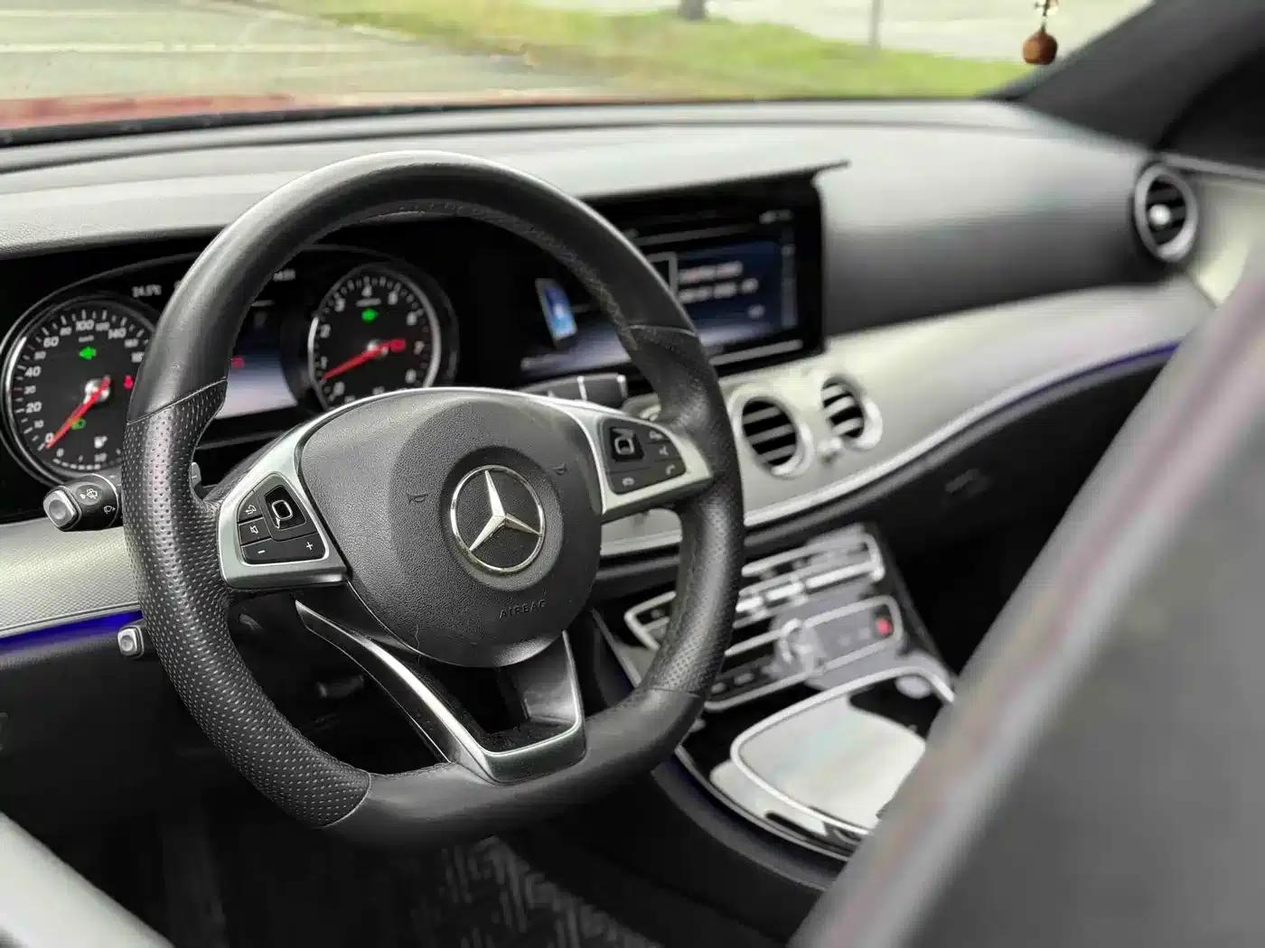 2017 Mercedes-Benz E-Class E 200 Sport 4MATIC — миниатюра 10