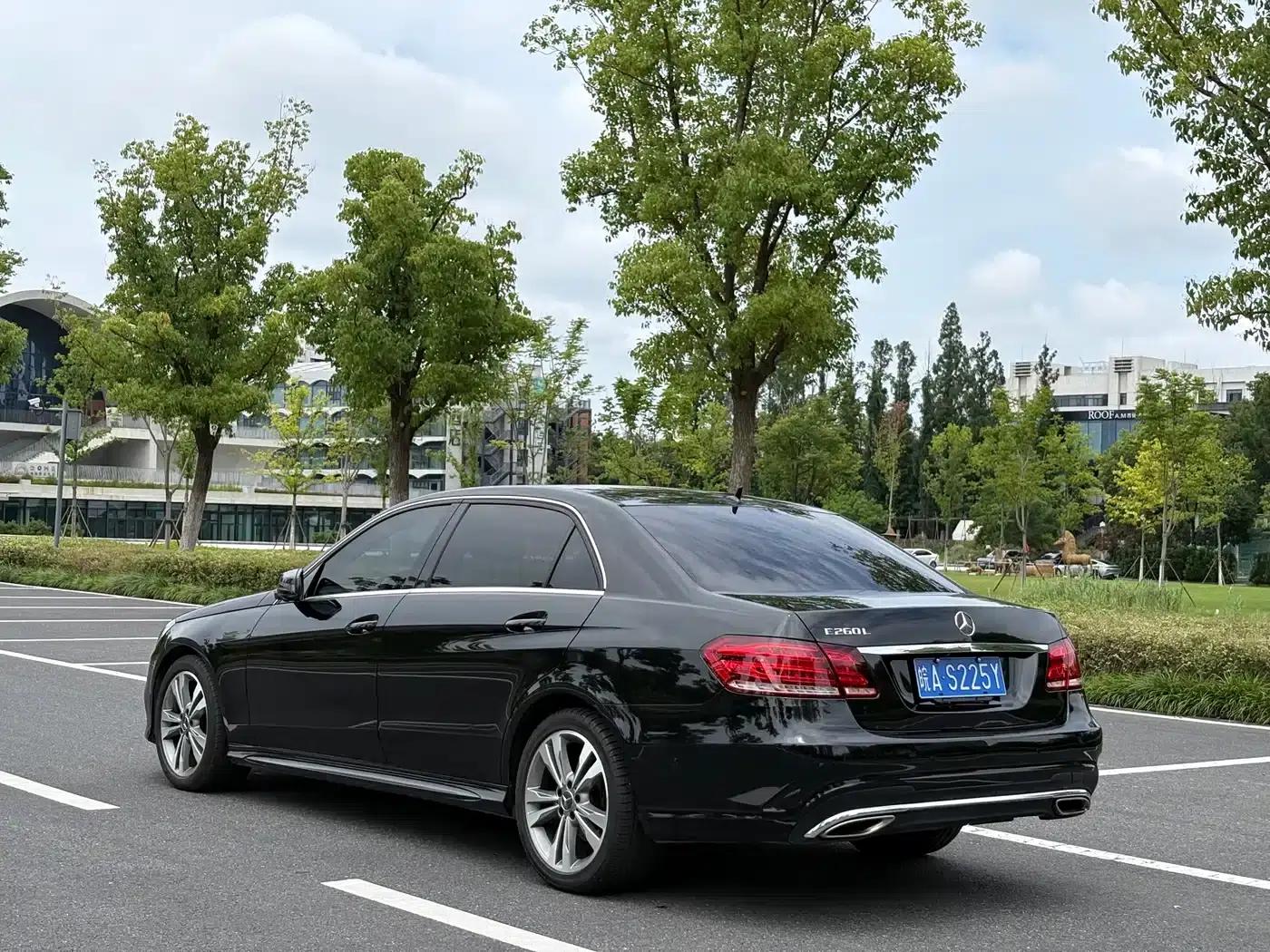 2015 Mercedes-Benz E-Class E 260 L Sport — миниатюра 6