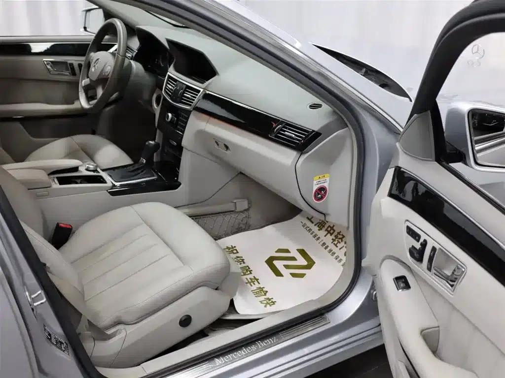 Imported Mercedes-Benz E-Class 2010 E 200 CGI Elegance — миниатюра 18