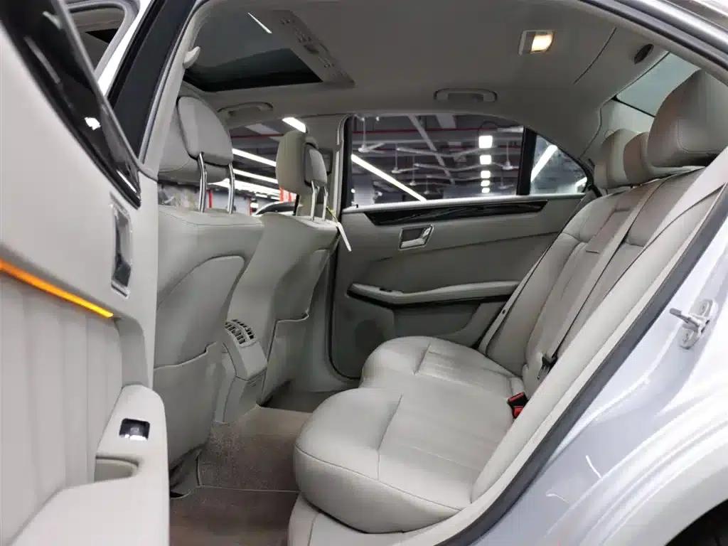 Imported Mercedes-Benz E-Class 2010 E 200 CGI Elegance — миниатюра 20