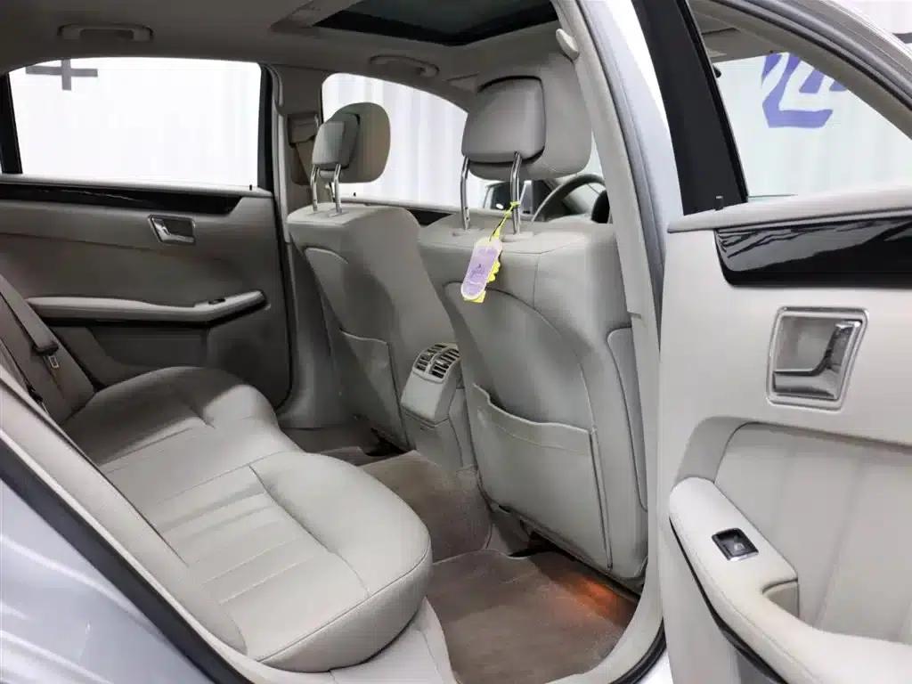 Imported Mercedes-Benz E-Class 2010 E 200 CGI Elegance — миниатюра 22