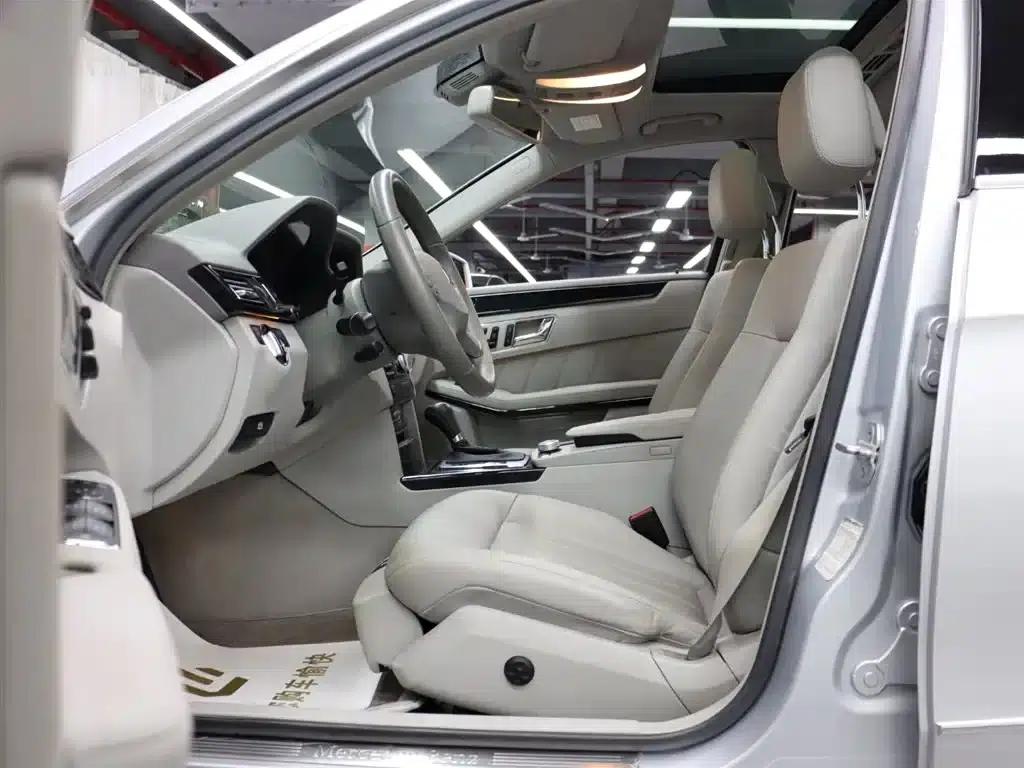 Imported Mercedes-Benz E-Class 2010 E 200 CGI Elegance — миниатюра 7
