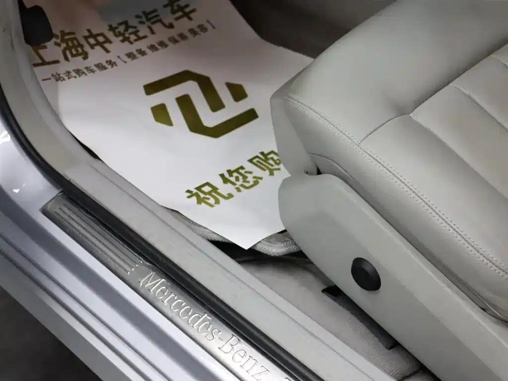Imported Mercedes-Benz E-Class 2010 E 200 CGI Elegance — миниатюра 10