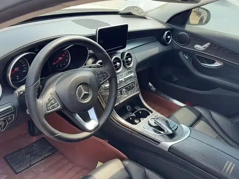2015 Mercedes-Benz C-Class C 200 L Sport — миниатюра 4