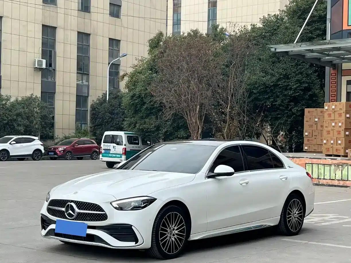 2023 Mercedes-Benz C-Class C 260 L Sport Edition — миниатюра 1