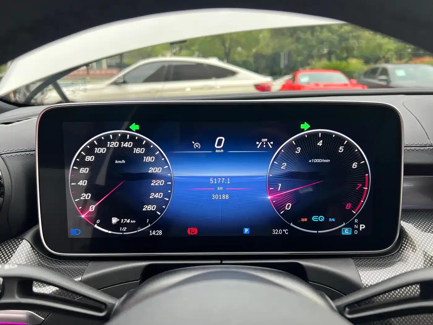 2022 Mercedes-Benz C-Class C 260 L Sport Edition — миниатюра 12