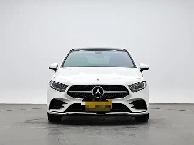 2022 Mercedes-Benz A-Class A 180 L Sport Sedan — миниатюра 3
