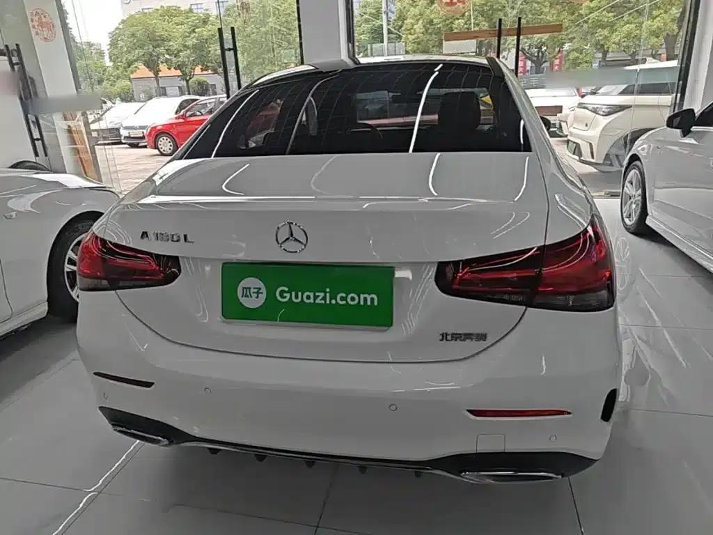2019 Mercedes-Benz A-Class A 180 L Sport Sedan — миниатюра 6