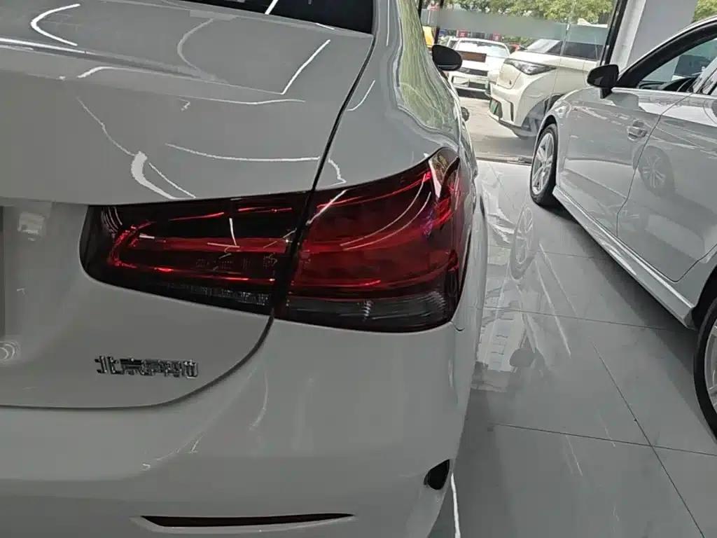 2019 Mercedes-Benz A-Class A 180 L Sport Sedan — миниатюра 8