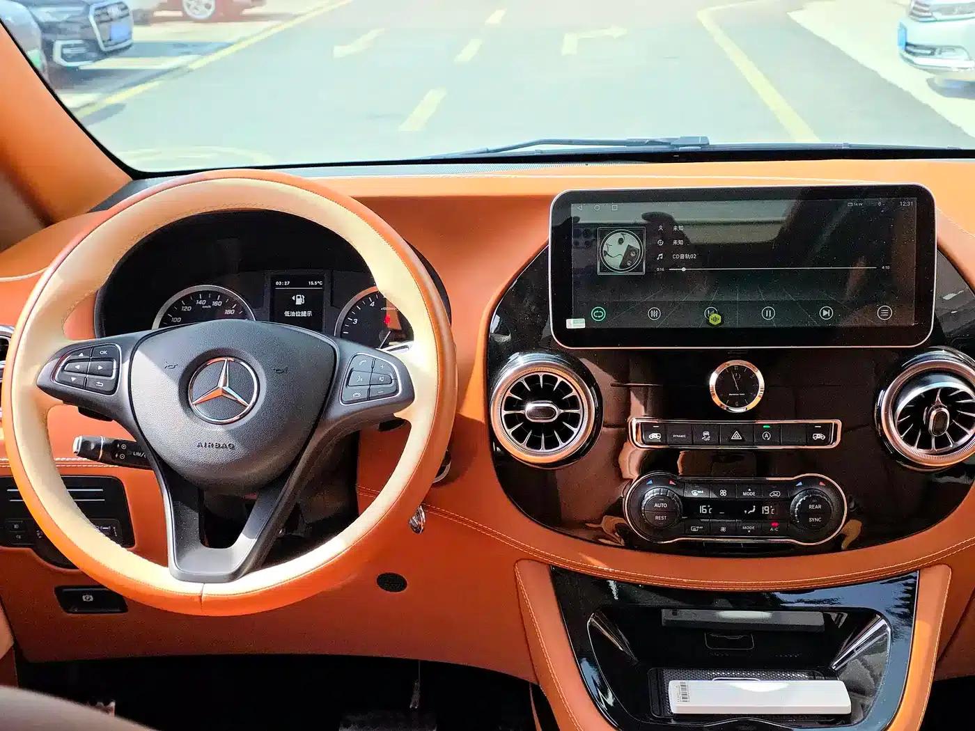Vito 2021 2.0T Business Edition 7-seater — миниатюра 11