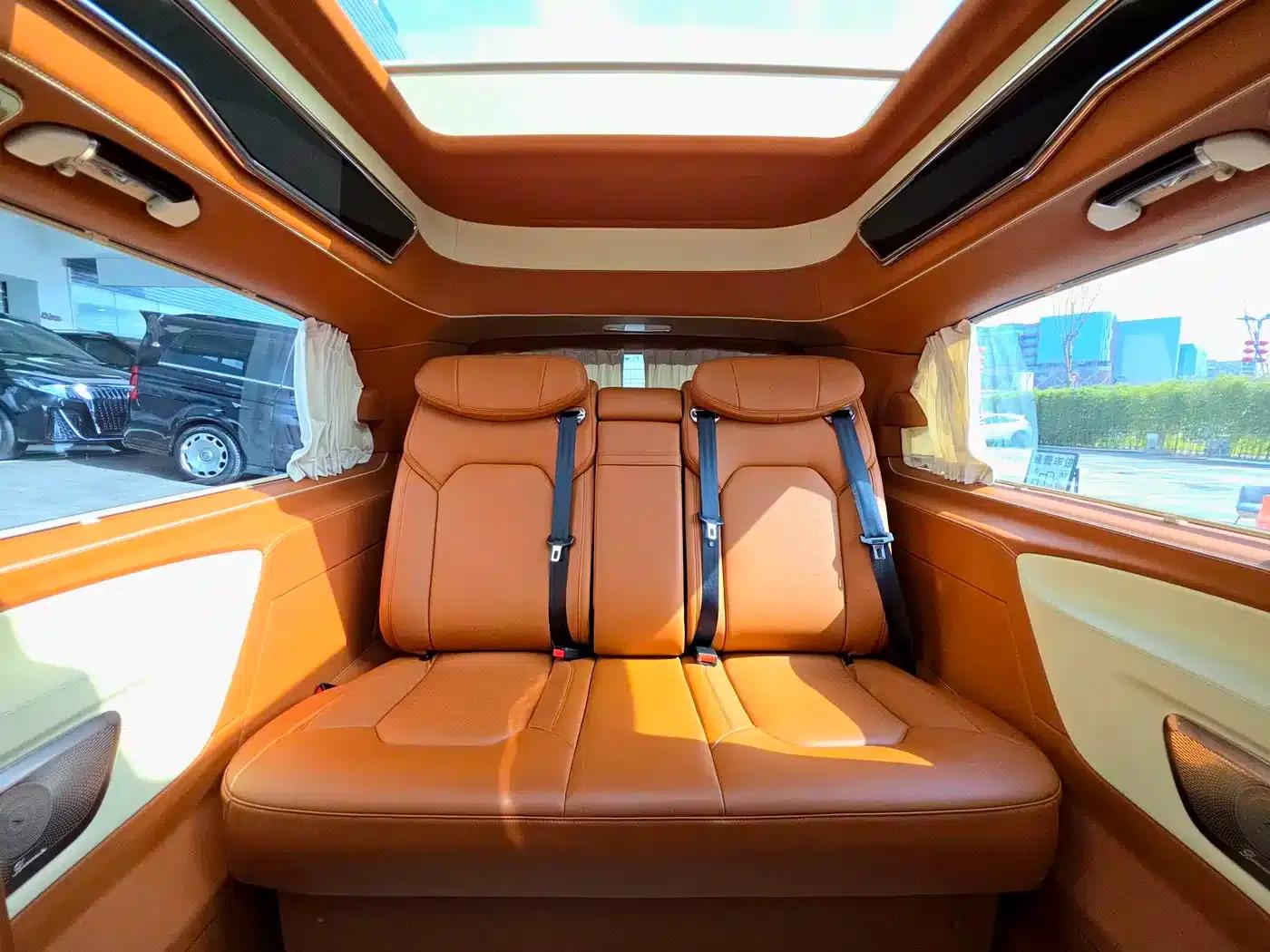 Vito 2021 2.0T Business Edition 7-seater — миниатюра 13