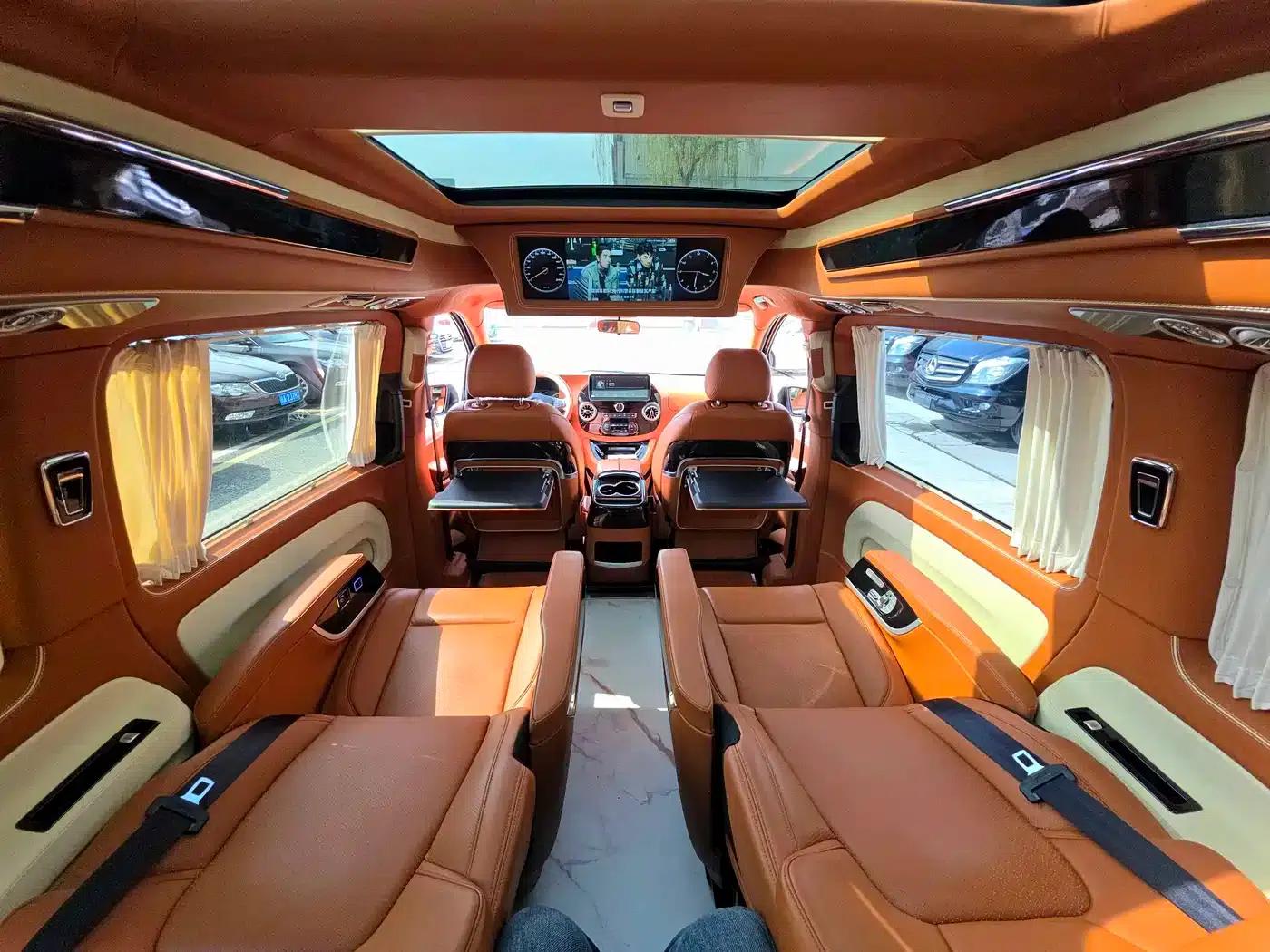 Vito 2021 2.0T Business Edition 7-seater — миниатюра 17