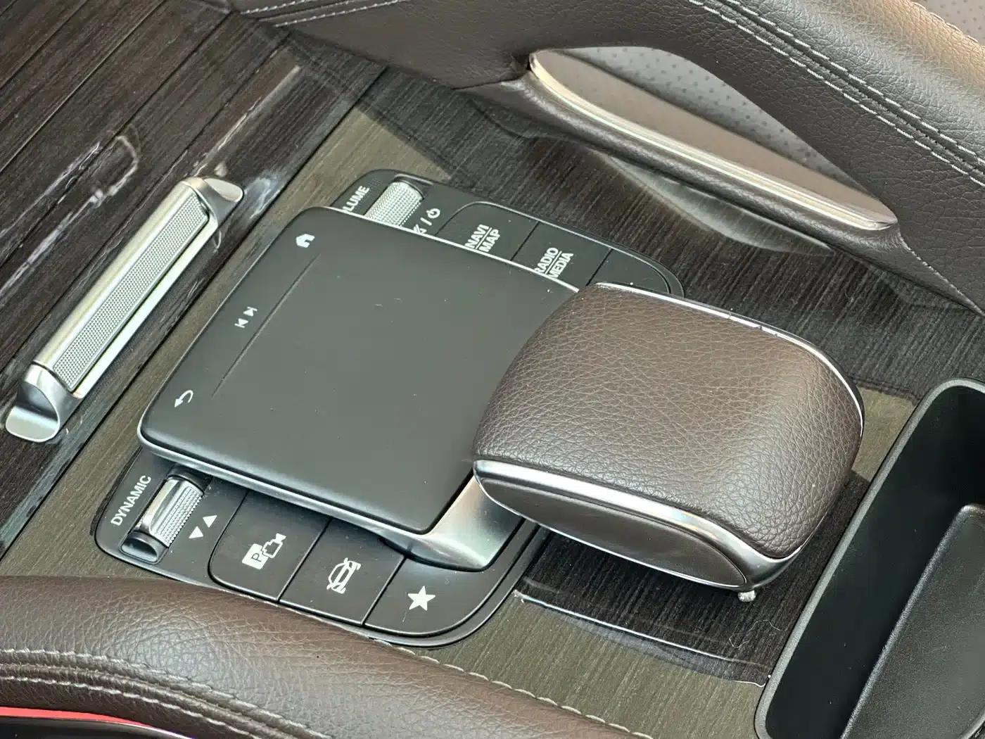 Imported Mercedes-Benz GLE 2021 GLE 350 4MATIC Fashion Model — миниатюра 9