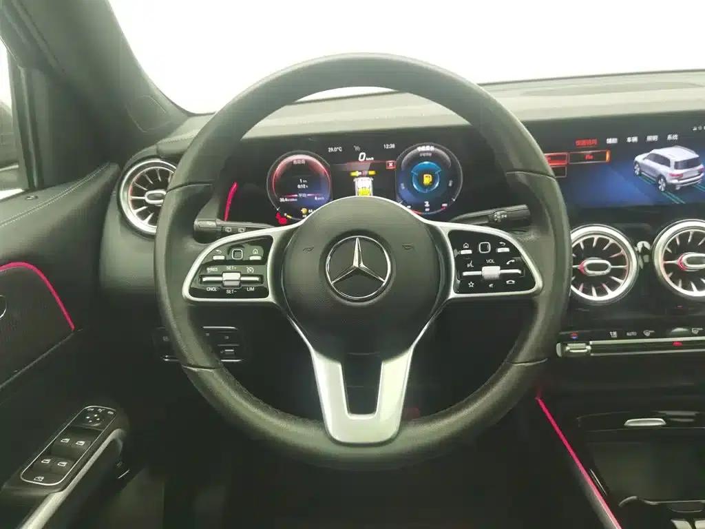 Mercedes-Benz GLB 2021 Fashion Edition — миниатюра 11