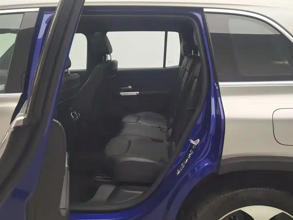 Mercedes-Benz GLB 2021 Fashion Edition — миниатюра 15
