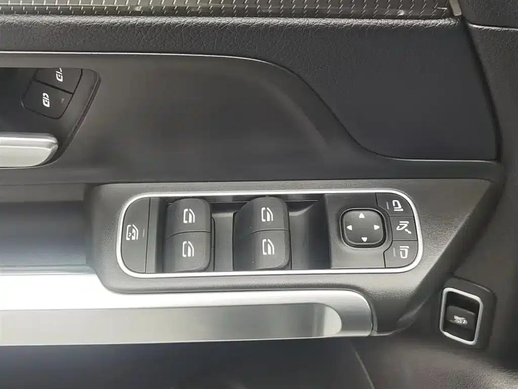 Mercedes-Benz GLB 2021 Fashion Edition — миниатюра 9
