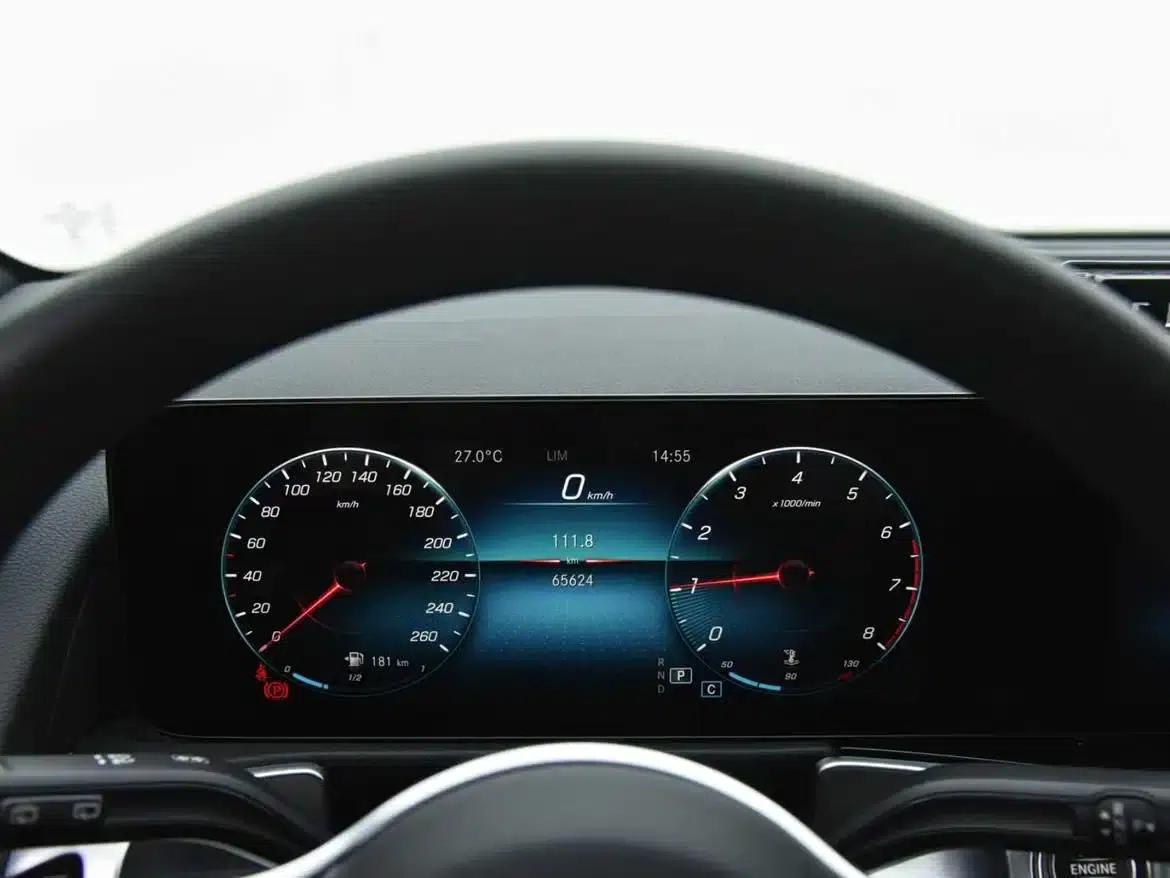 Mercedes-Benz GLB 2022 Facelift II GLB 200 Fashion Model — миниатюра 11