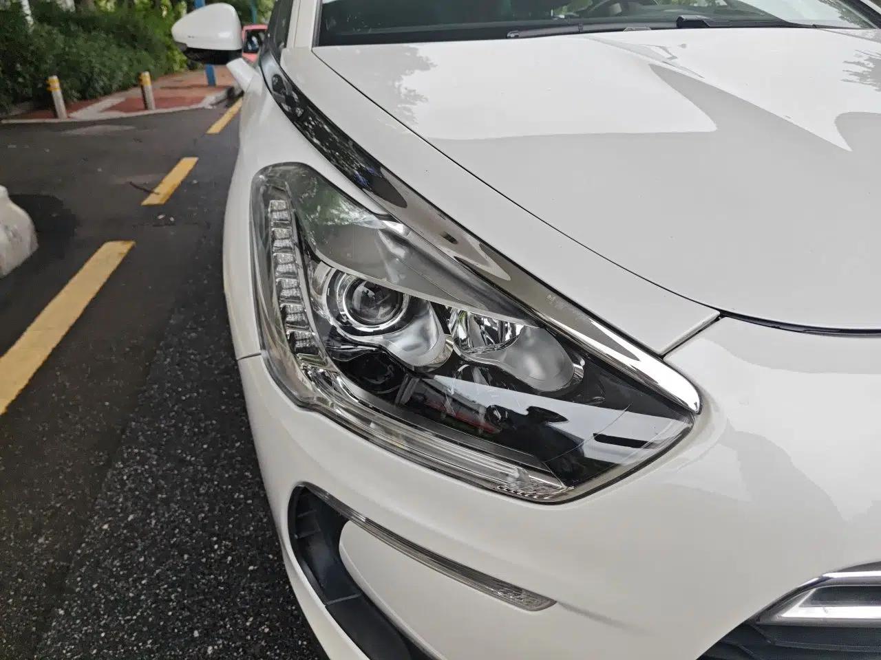 DS 5 2014 1.6T Luxury Edition THP160 — миниатюра 7