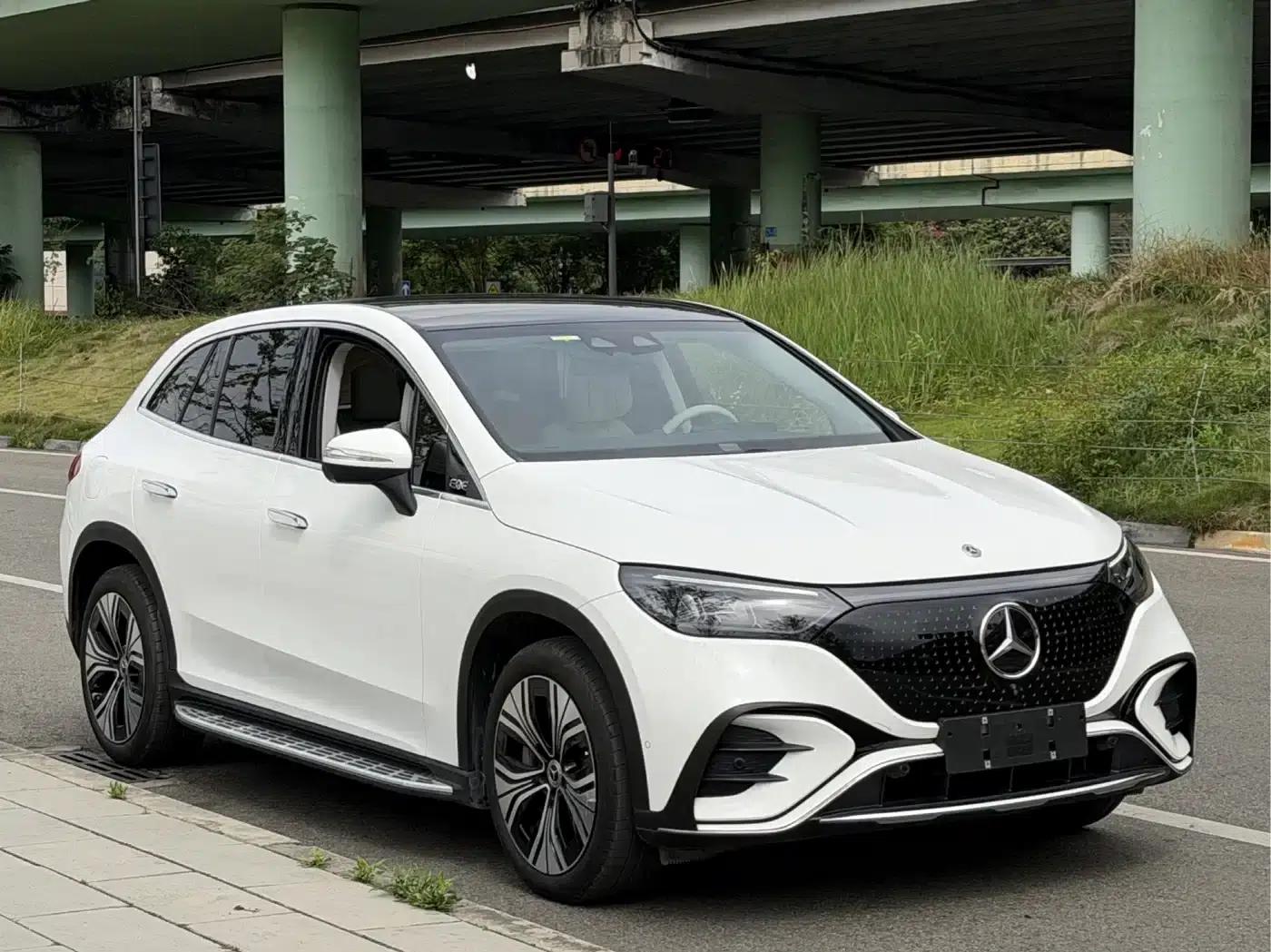 Mercedes-Benz EQE SUV 2023 350 4MATIC Luxury Edition — миниатюра 3