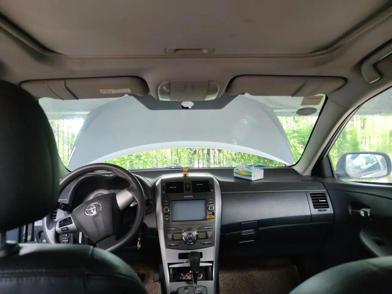 Toyota Corolla 2013 Special Edition 1.6L Automatic GL Cool Model — миниатюра 18