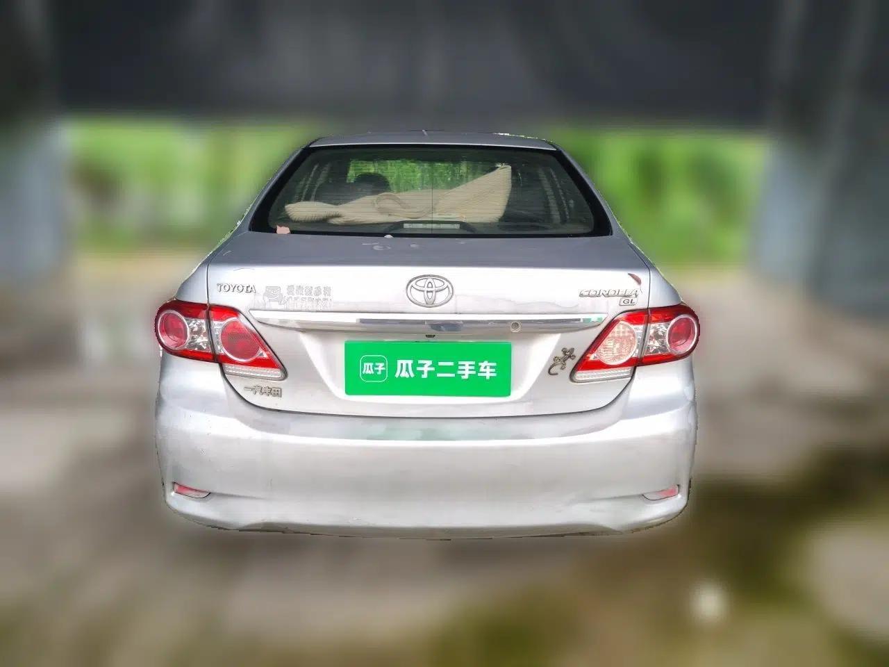 Toyota Corolla 2013 Special Edition 1.6L Automatic GL Cool Model — миниатюра 5