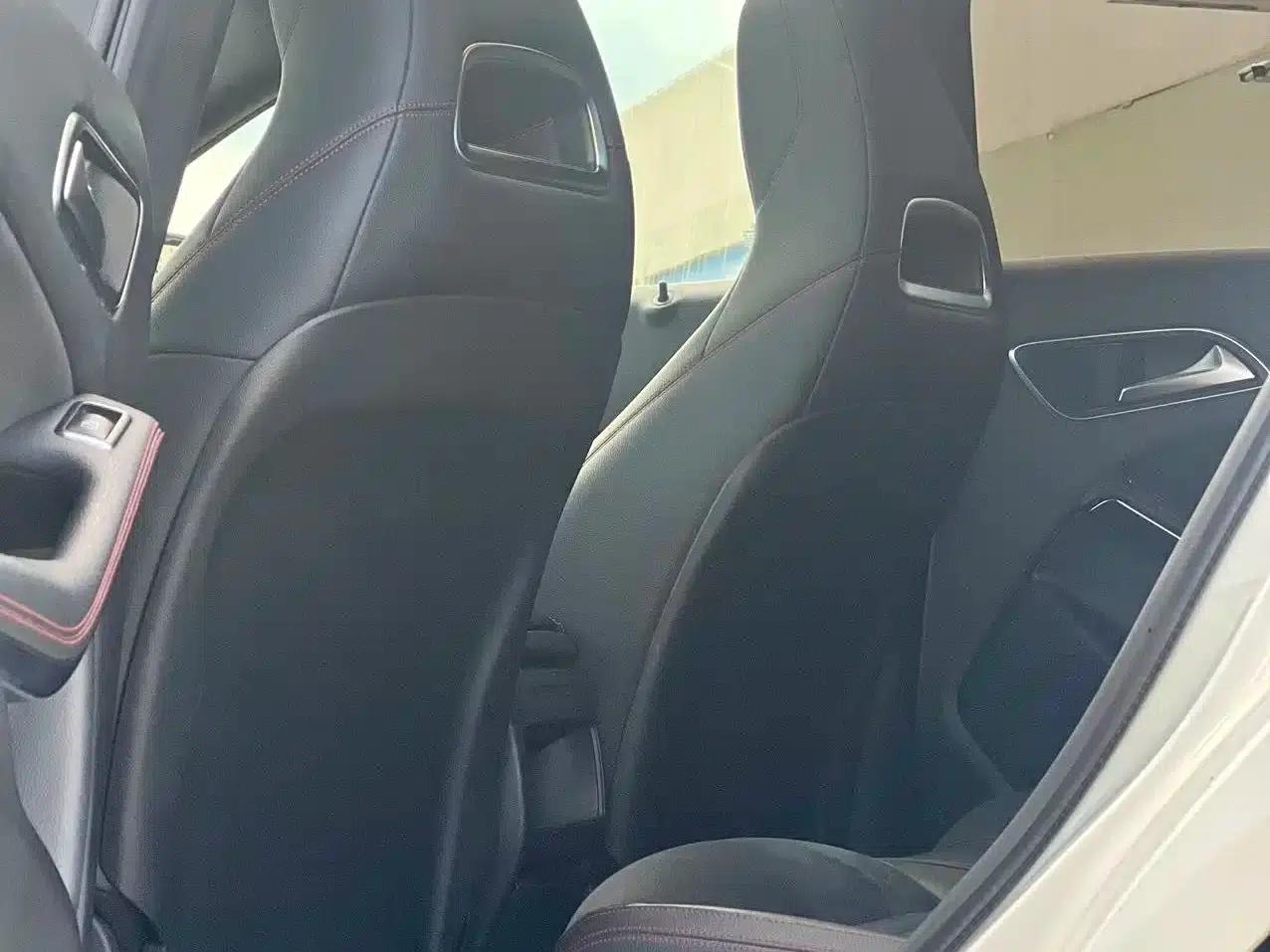 Imported Mercedes-Benz CLA 2016 CLA 220 4MATIC — миниатюра 10