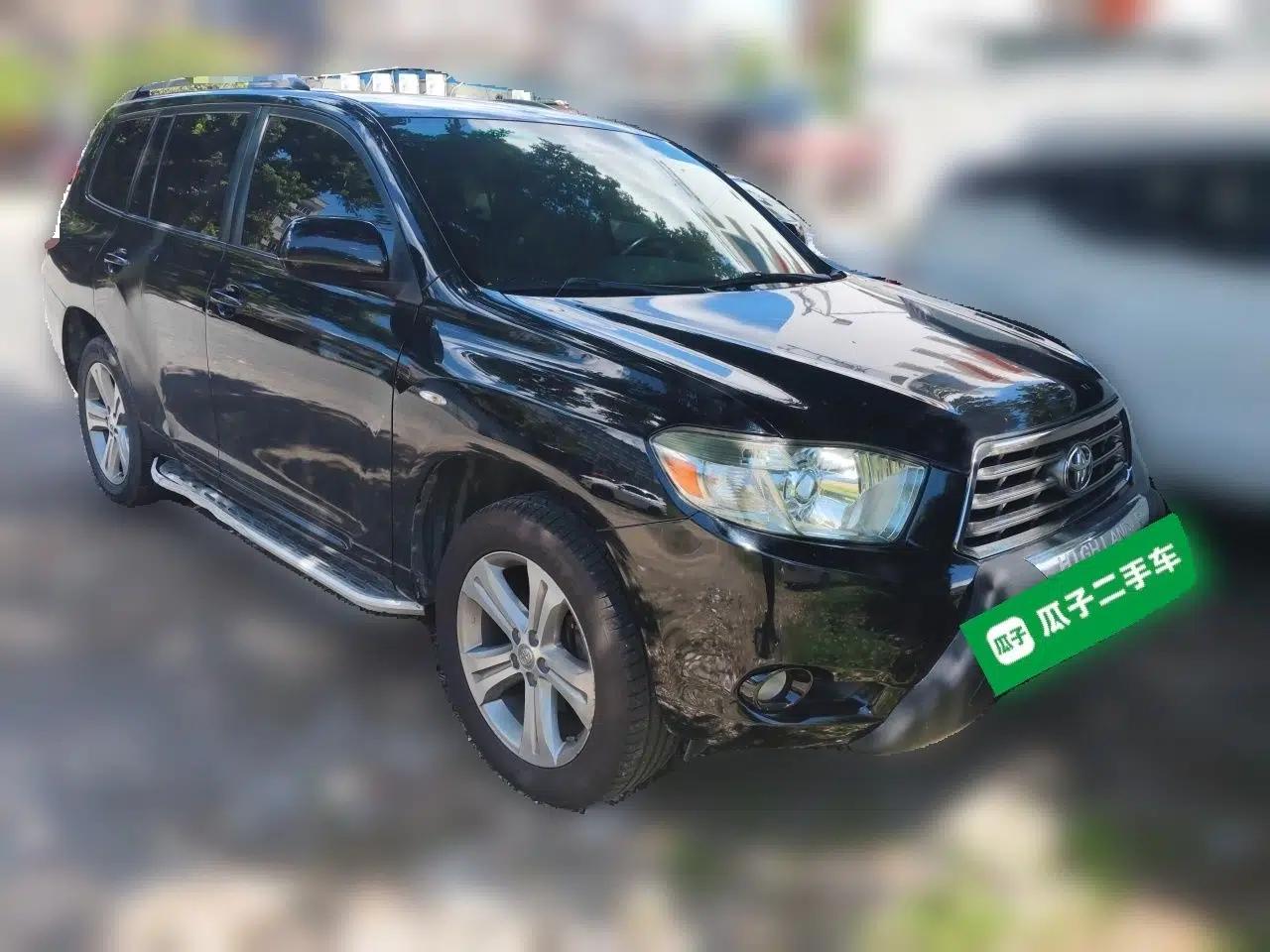 Toyota Highlander 2011 2.7L Two-Wheel Drive 5-Seater Sport Edition — миниатюра 3