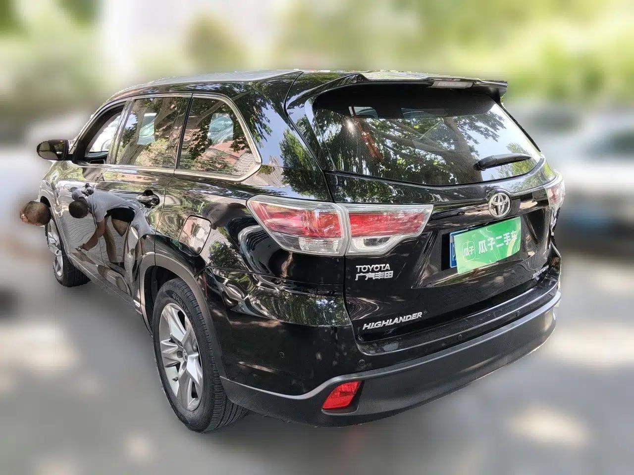 Toyota Highlander 2015 2.0T Four-Wheel Drive Luxury Edition 7-Seater — миниатюра 4