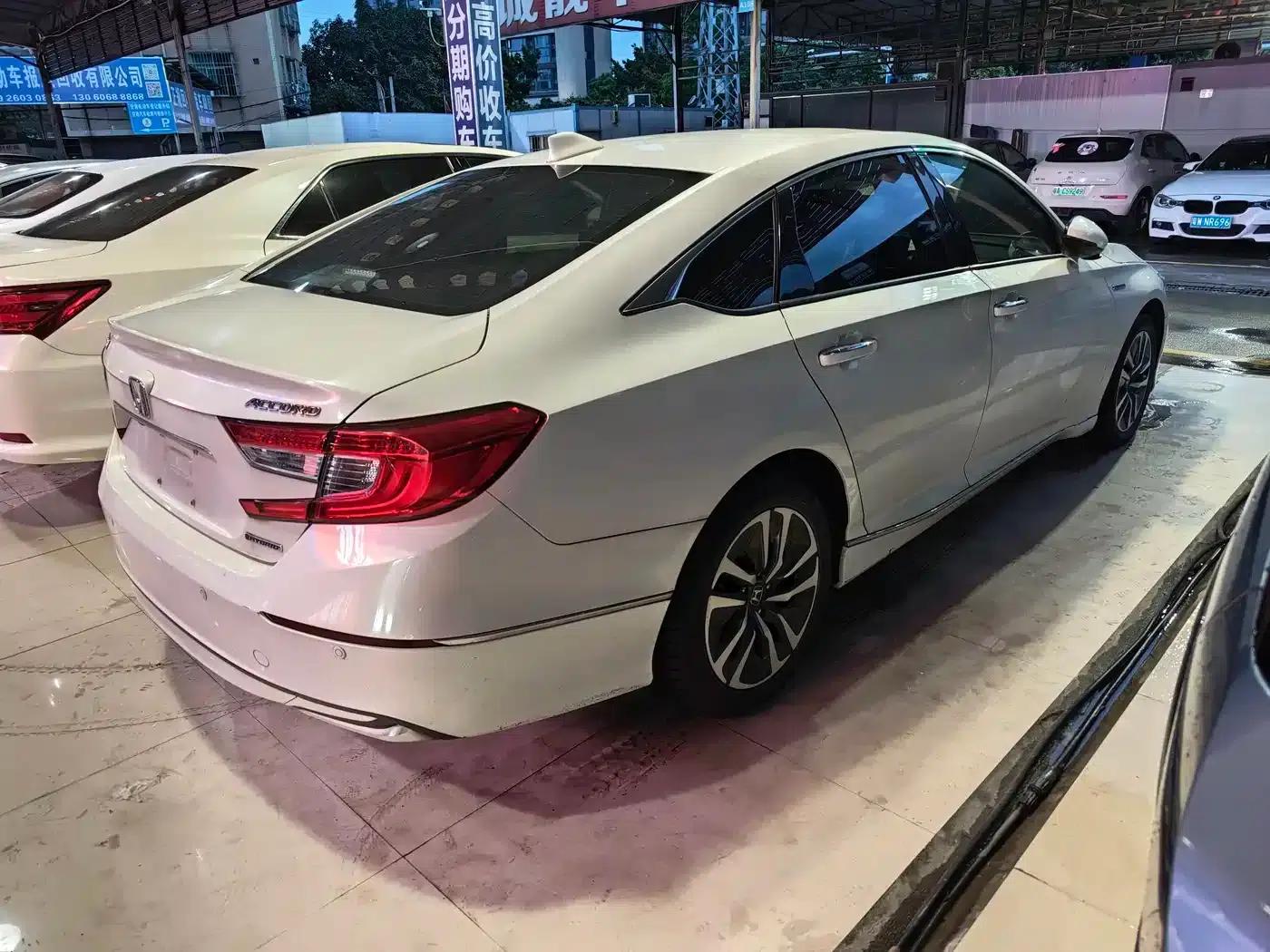 2018 Honda Accord Hybrid 2.0L Elite Edition (National V Emission Standard) — миниатюра 4