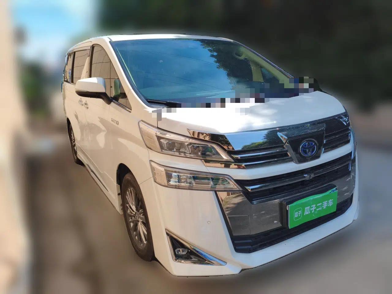 Toyota Vellfire 2020 Dual-Engine 2.5L HV Prestige Edition — миниатюра 3