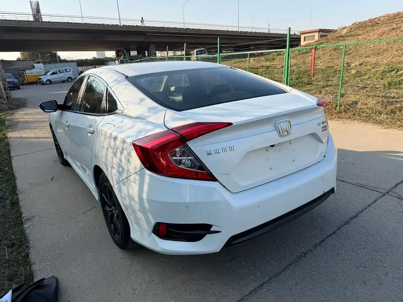 2019 Civic 220TURBO CVT Sporty Edition (China VI Emission Standard) — миниатюра 4